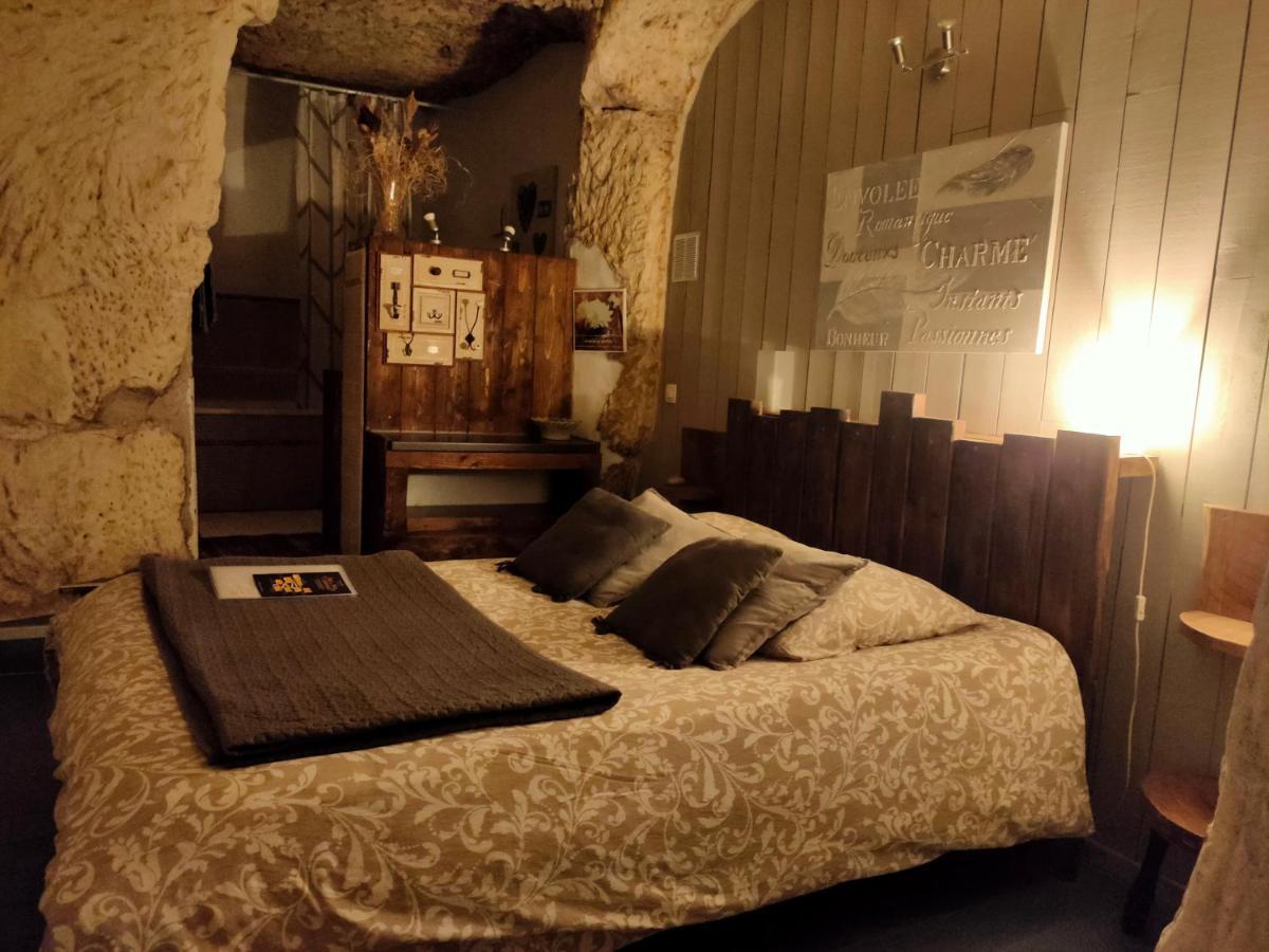 Les Troglos De Beaulieu Loches Exteriör bild