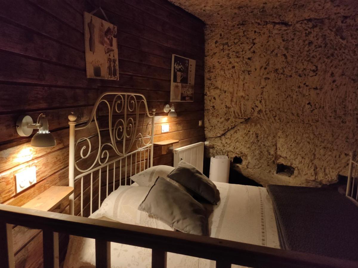 Les Troglos De Beaulieu Loches Exteriör bild