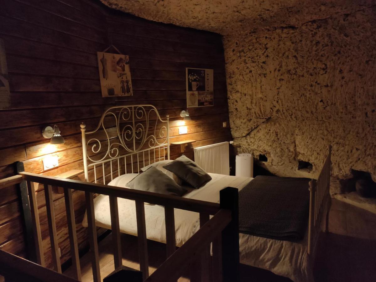Les Troglos De Beaulieu Loches Exteriör bild