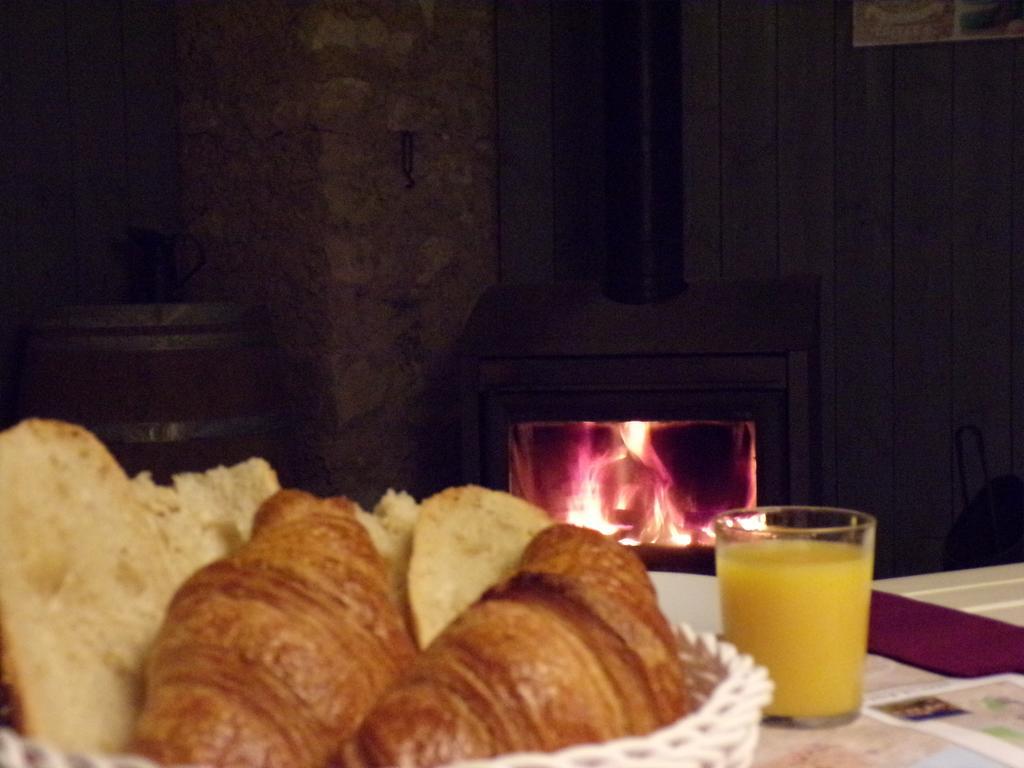 Les Troglos De Beaulieu Loches Exteriör bild
