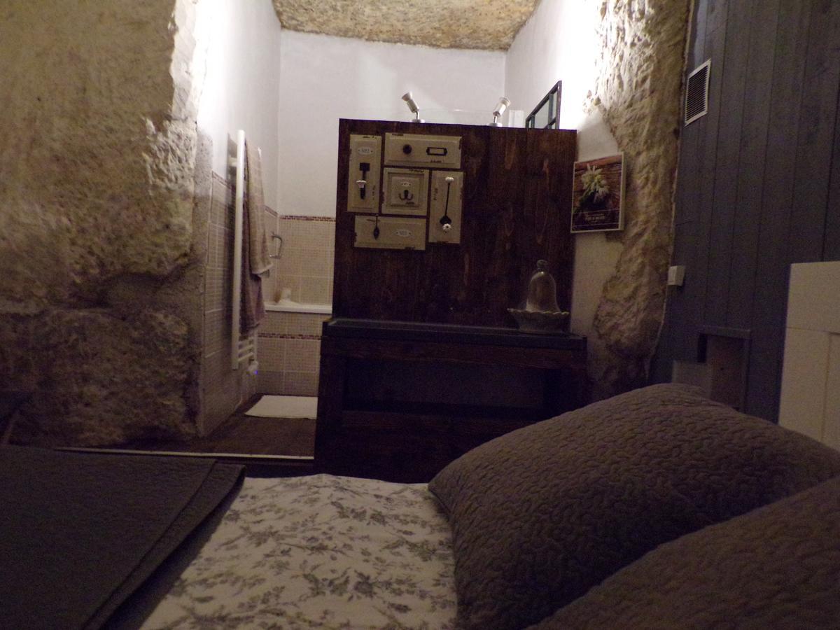 Les Troglos De Beaulieu Loches Exteriör bild